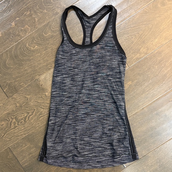 lululemon athletica Swiftly Tech Bundle - Size 4 - Picture 5 of 5